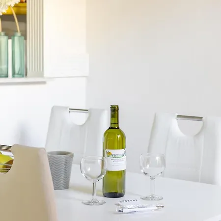 Shangri-La La Medina * Nerja